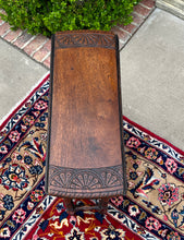 Load image into Gallery viewer, Antique English Table Drop Leaf Gateleg Turned Post Carved Top Oak Oval