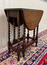 Load image into Gallery viewer, Antique English Table Drop Leaf Gateleg Barley Twist Oak Oval c. 1920-30s