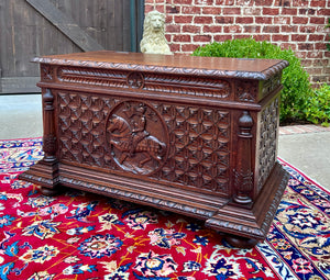 Antique English Trunk Chest Blanket Box Storage Coffer Oak Knight c. 1900-1920