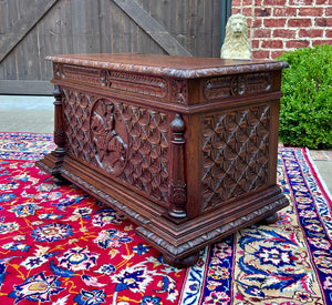 Antique English Trunk Chest Blanket Box Storage Coffer Oak Knight c. 1900-1920