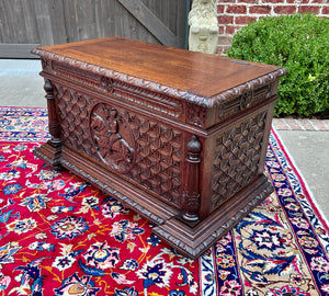 Antique English Trunk Chest Blanket Box Storage Coffer Oak Knight c. 1900-1920