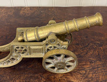 Load image into Gallery viewer, Vintage English Brass Minature Model Cannon &amp; Carriage