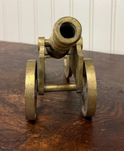 Load image into Gallery viewer, Vintage English Brass Minature Model Cannon &amp; Carriage