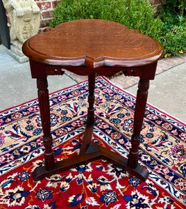 Antique English Clover Leaf End Table Side Table Accent Table Honey Tiger Oak