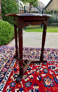 Antique English Clover Leaf End Table Side Table Accent Table Honey Tiger Oak