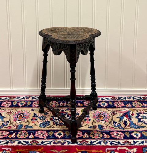 Antique English Clover Leaf End Table Side Table Accent Table Oak