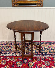 Load image into Gallery viewer, Antique English Petite Table Drop Leaf Gateleg Barley Twist Oak Oval c.1920-30s