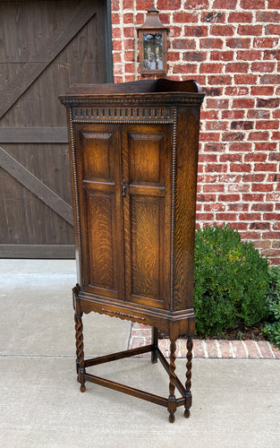 Antique English Corner Cabinet Cupboard Barley Twist Tiger Oak Jacobean c. 1920