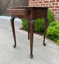 Load image into Gallery viewer, Antique French Occasional Table w Drawer Louis XV Nightstand Oak Petite Square