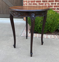 Load image into Gallery viewer, Antique French ROUND Table End Table Occasional Table Carved Oak Cabriole Legs