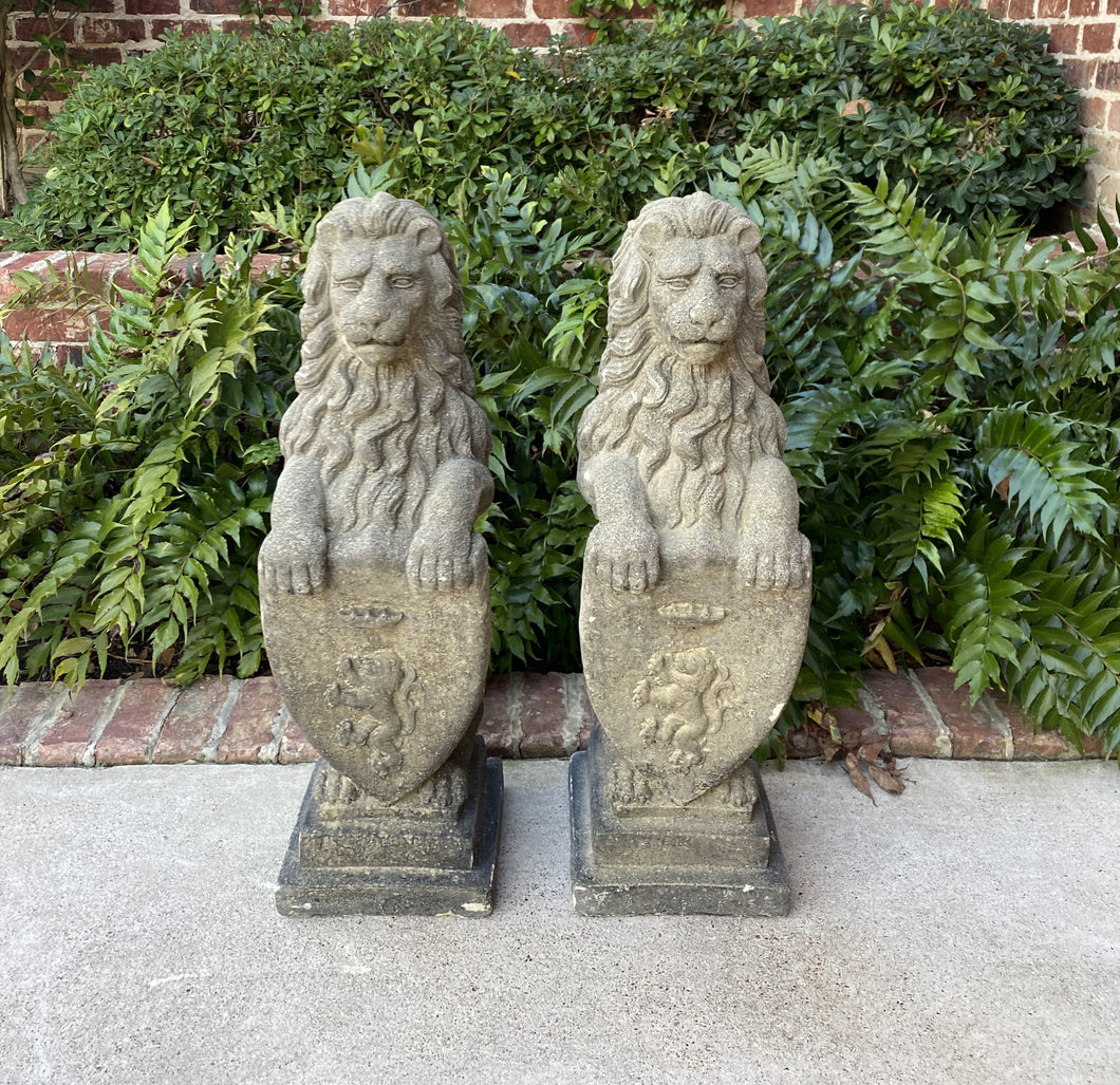 Vintage Cast Stone English Westcott Lions Statues Statuary Garden Entry PAIR